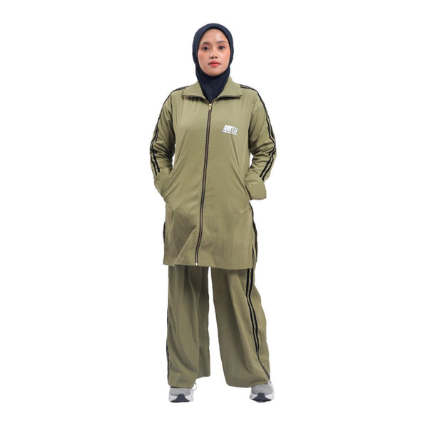 Stride Green Suit