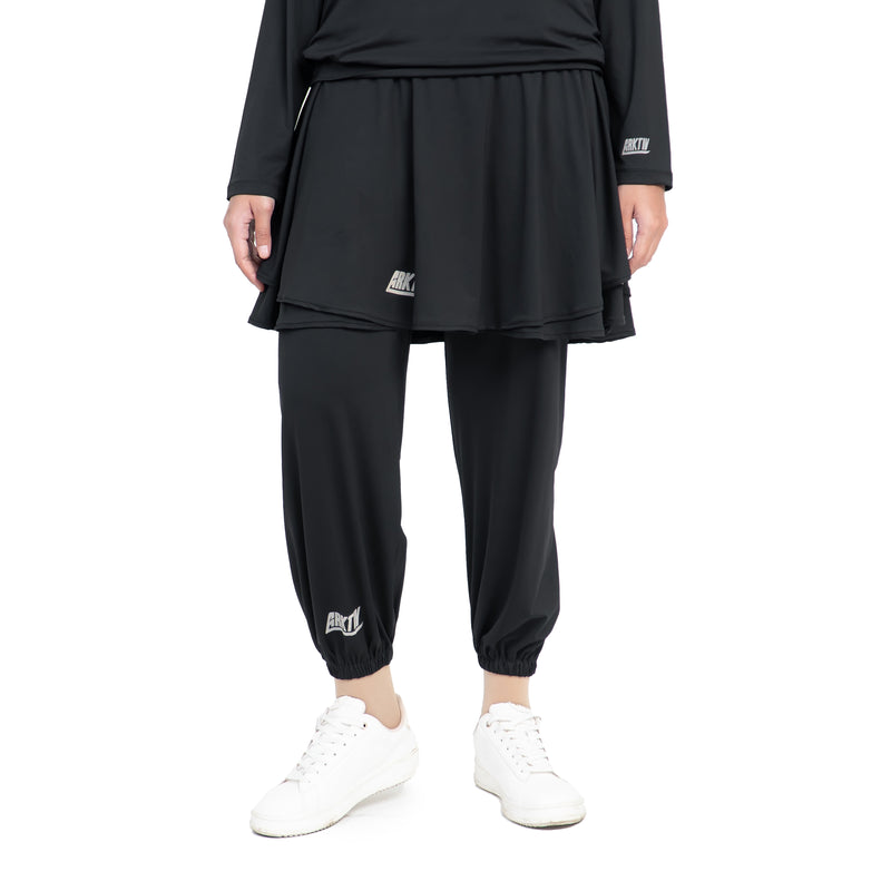 Daily Outer Skirt Essential Black x Hijab Golfer