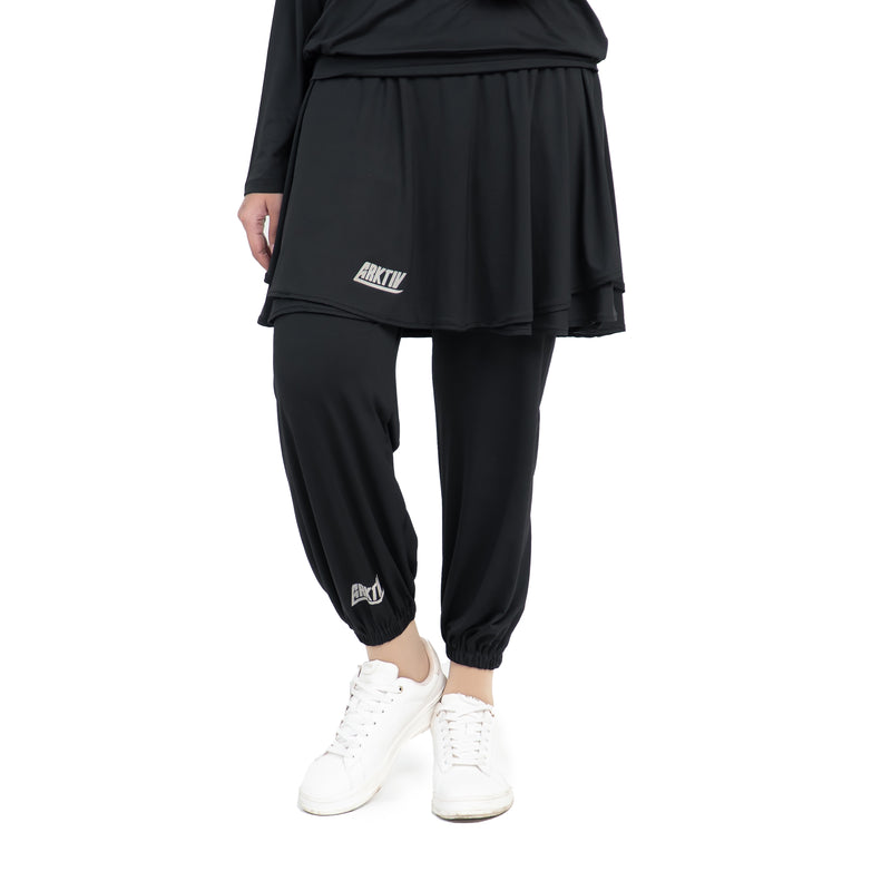 Daily Outer Skirt Essential Black x Hijab Golfer
