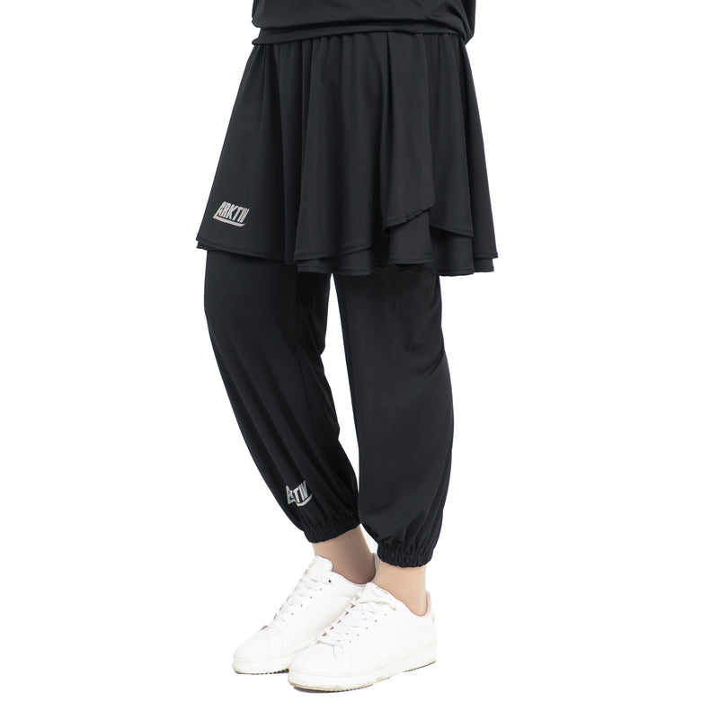 Daily Outer Skirt Essential Black x Hijab Golfer