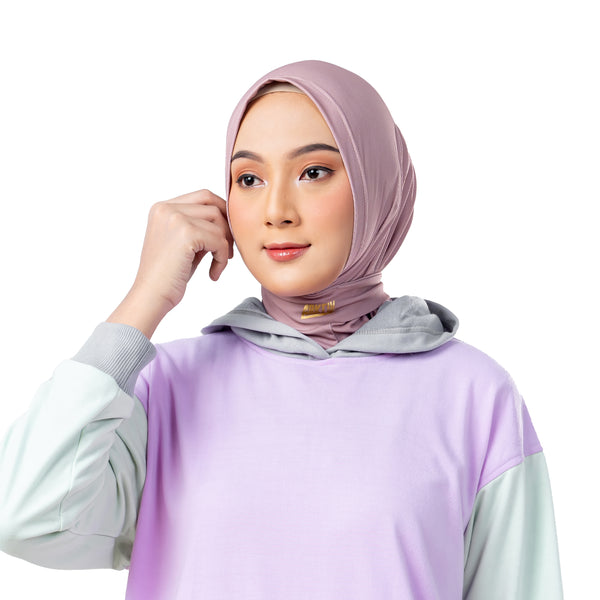 Confident Alpha Hijab Brown With Lace x Nycta Gina